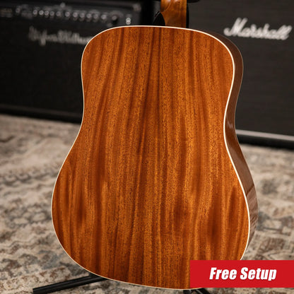 Taylor Gold Label 510e Dreadnought Acoustic/Electric Guitar with Hardshell Case