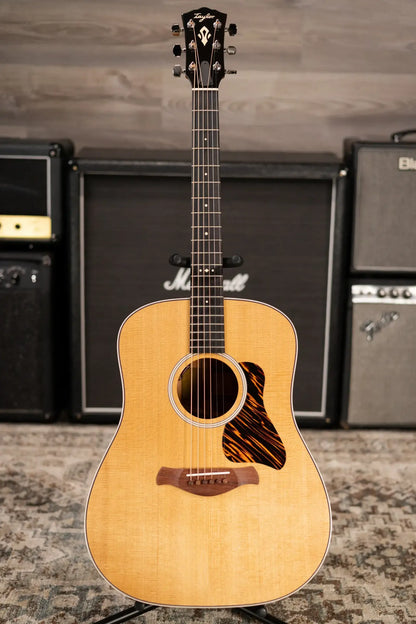Taylor Gold Label 510e Dreadnought Acoustic/Electric Guitar with Hardshell Case