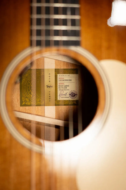 Taylor Gold Label 517e SB Grand Pacific Acoustic/Electric Guitar - Sunburst with Cream Pickguard and Hardshell Case