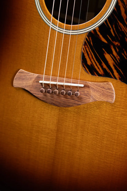 Taylor Gold Label 710e Special Edition Dreadnought Acoustic/Electric Guitar - Nashville Burst with Hardshell Case