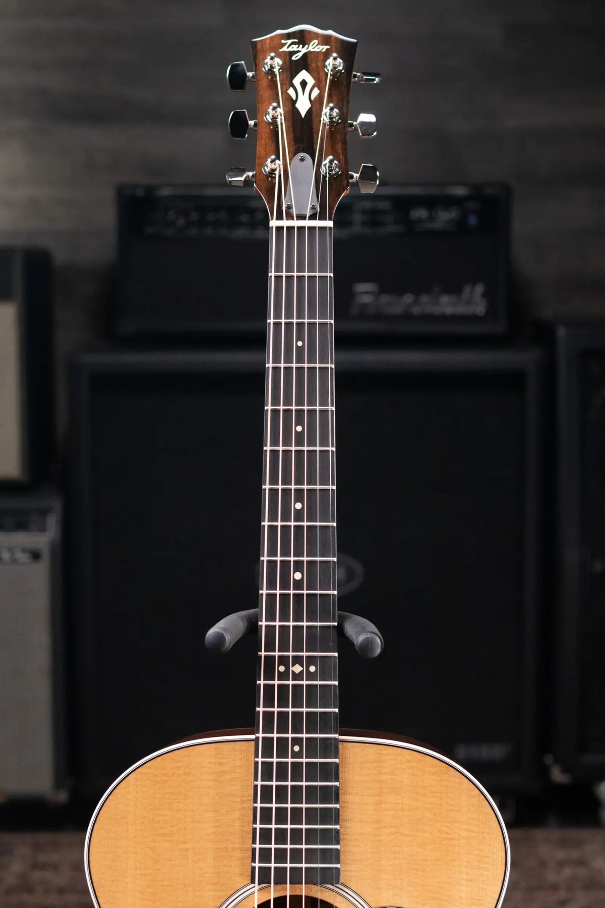 Taylor Gold Label 712e Grand Concert Acoustic/Electric Guitar - Natural with Hardshell Case