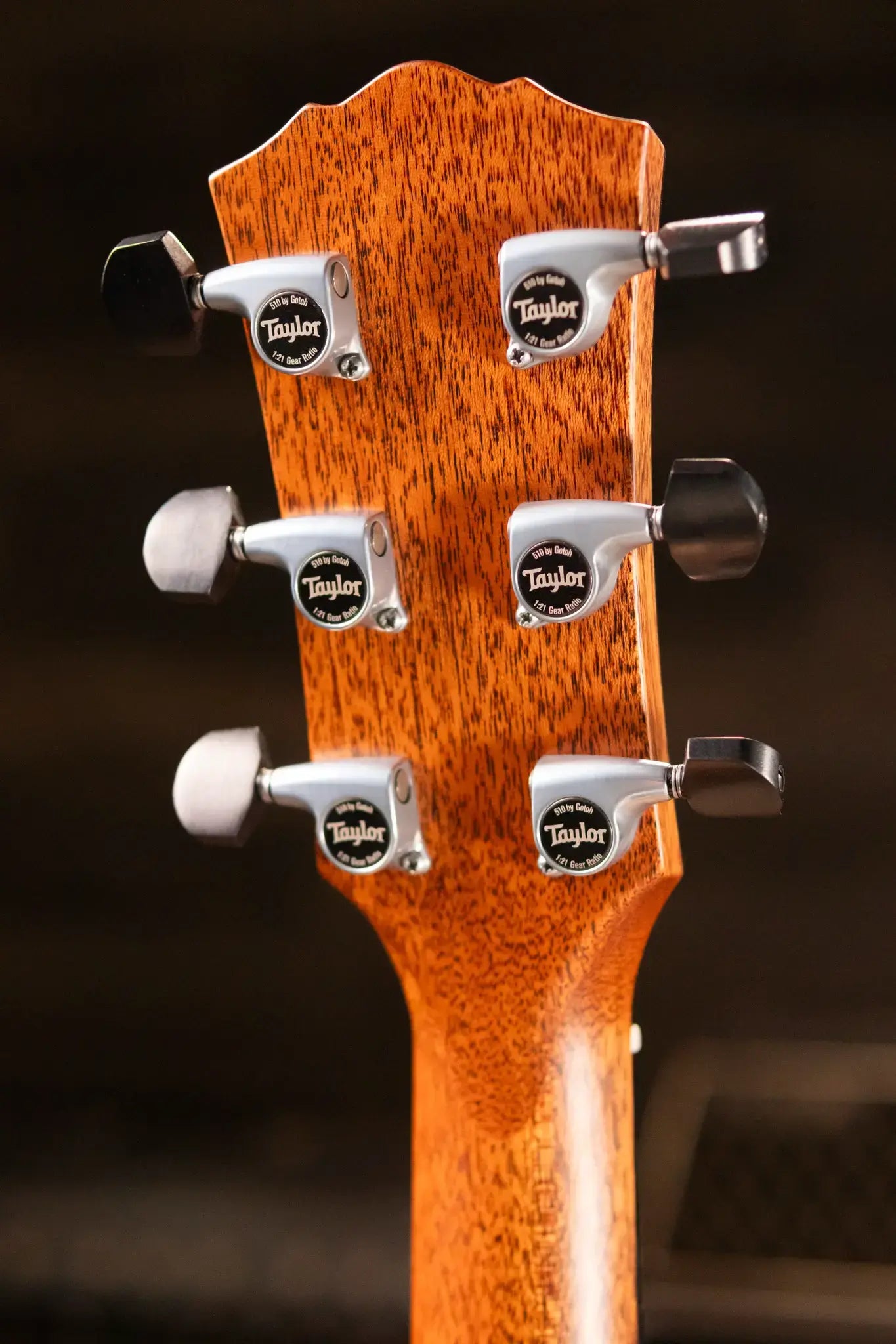 Taylor Gold Label 817e SB Grand Pacific Acoustic/Electric Guitar - Sunburst with Hardshell Case