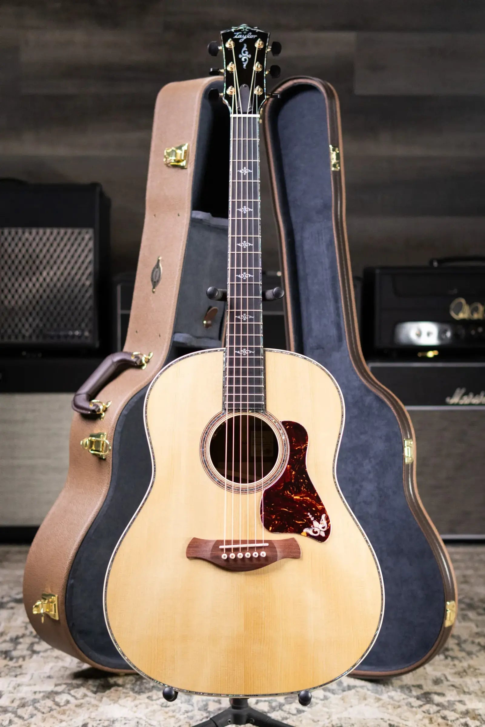 Taylor Gold Label 917e LTD Grand Pacific Acoustic/Electric Guitar - Brazilian Rosewood with Hardshell Case