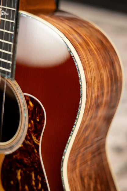 Taylor Gold Label 917e SB Grand Pacific Acoustic/Electric Guitar - Sunburst with Hardshell Case