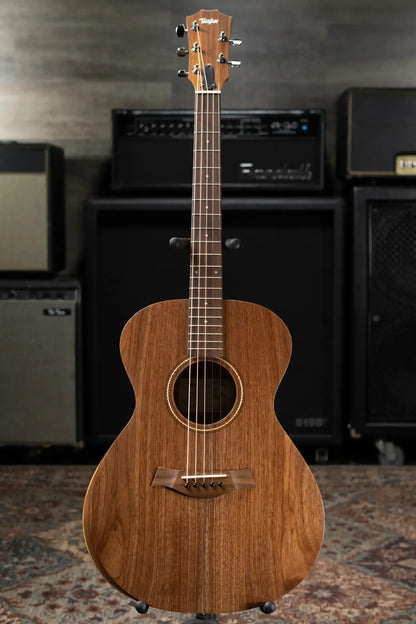 Taylor Jacob Collier Academy 22e 5-String Grand Concert Acoustic/Electric Guitar with Gig Bag