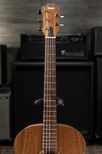 Taylor Jacob Collier Academy 22e 5-String Grand Concert Acoustic/Electric Guitar with Gig Bag