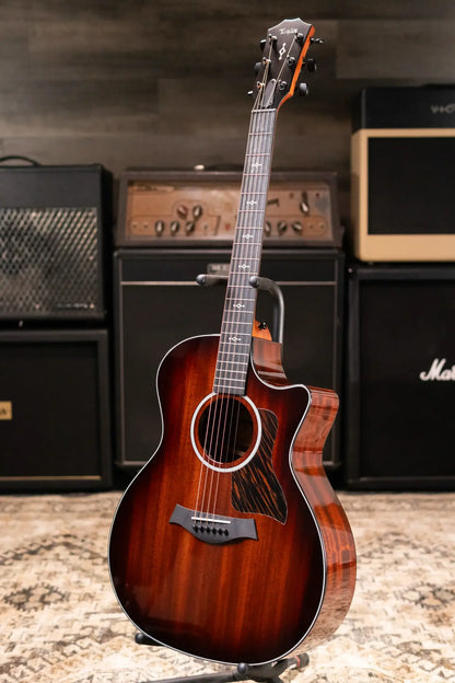 Taylor Next Generation 324ce Grand Auditorium Acoustic/Electric Guitar with Hardshell Case
