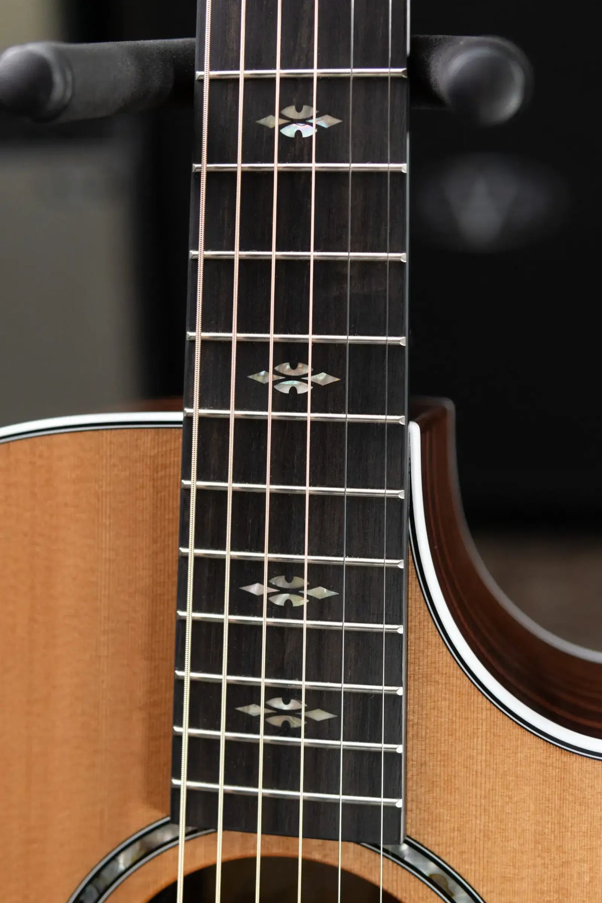 Taylor Next Generation 712ce 12-Fret Grand Concert Acoustic/Electric Guitar with Hardshell Case