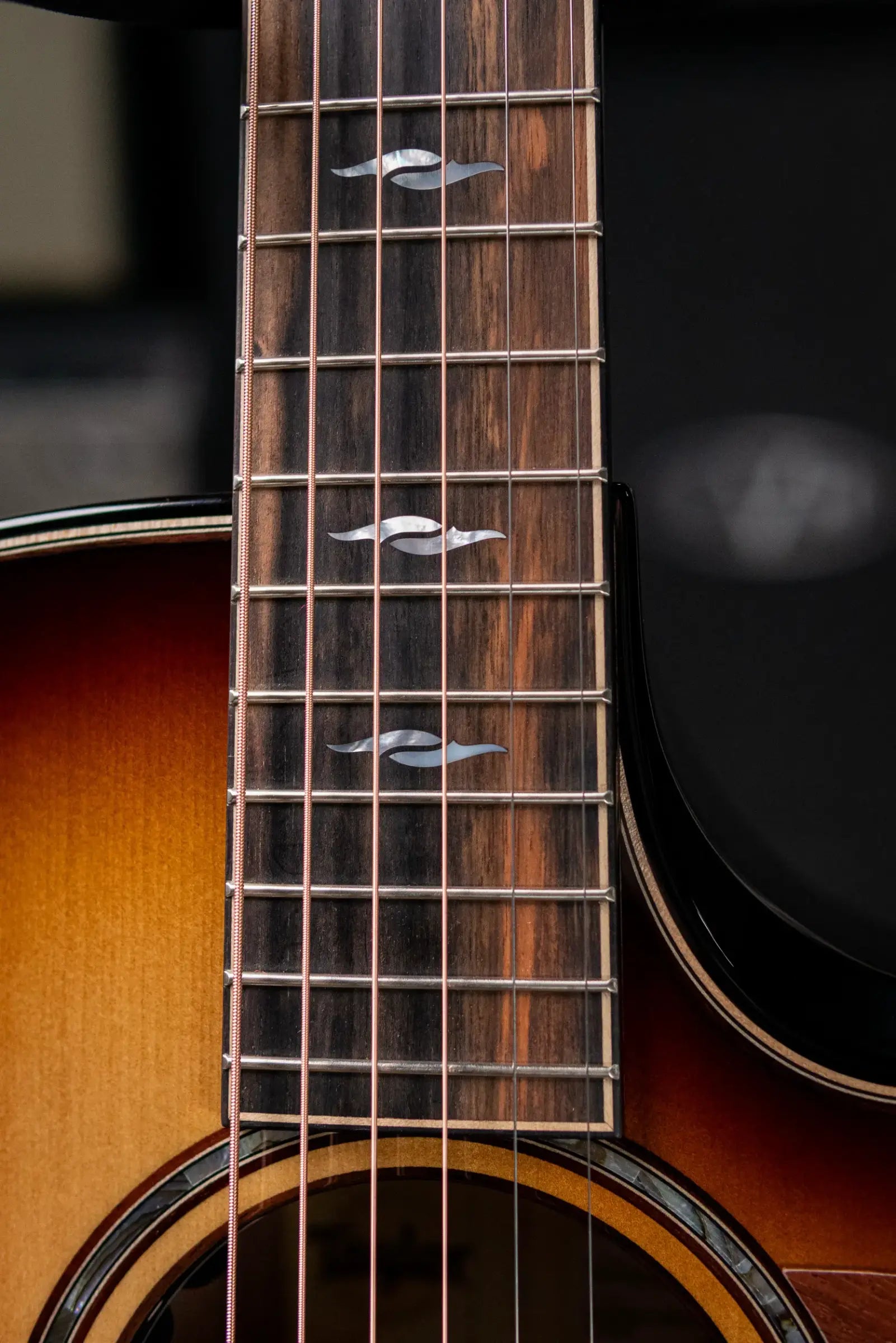 Taylor Next Generation Builder's Edition 814ce Grand Auditorium Acoustic/Electric Guitar - Adirondack/Honduran Rosewood with Hardshell Case