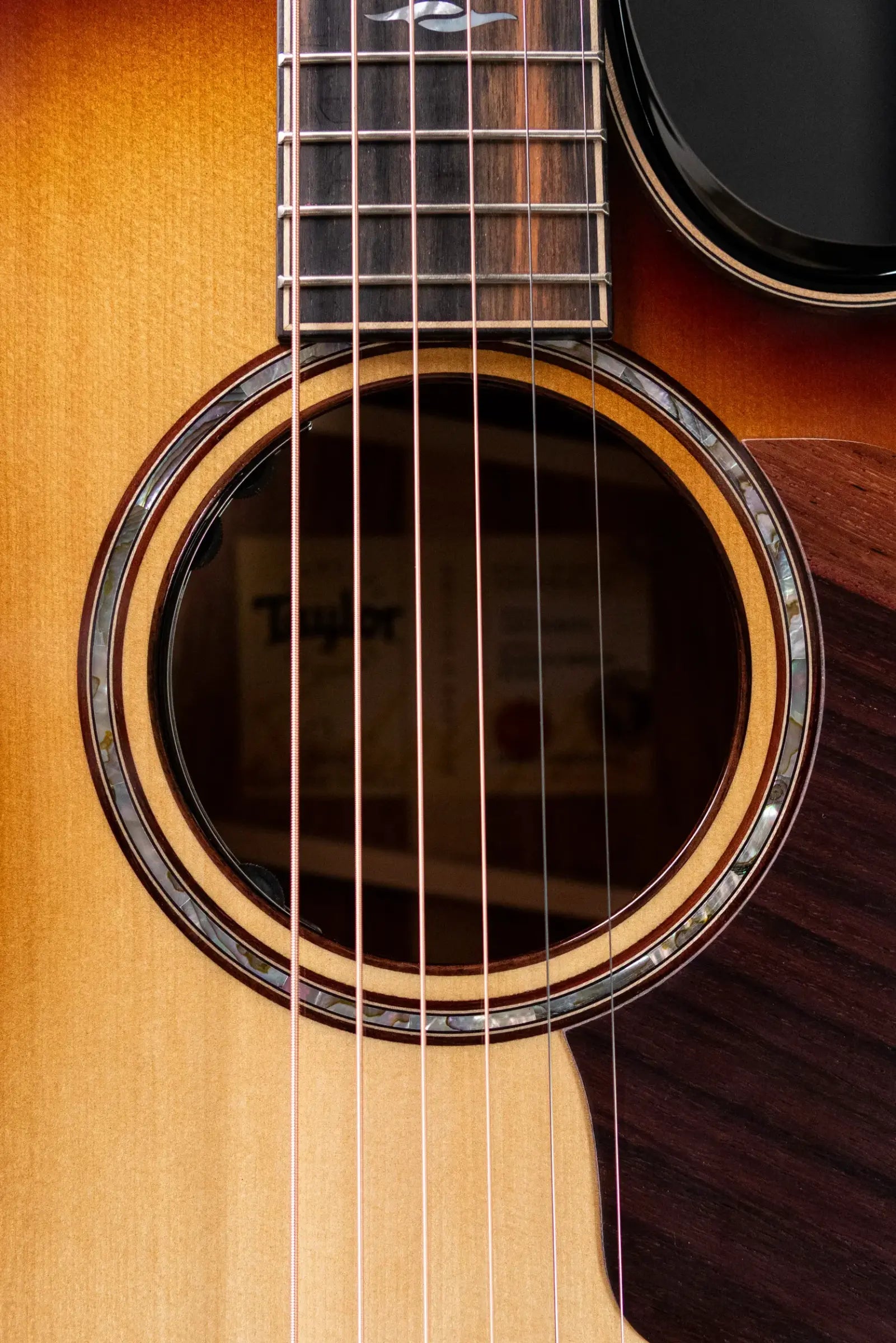 Taylor Next Generation Builder's Edition 814ce Grand Auditorium Acoustic/Electric Guitar - Adirondack/Honduran Rosewood with Hardshell Case