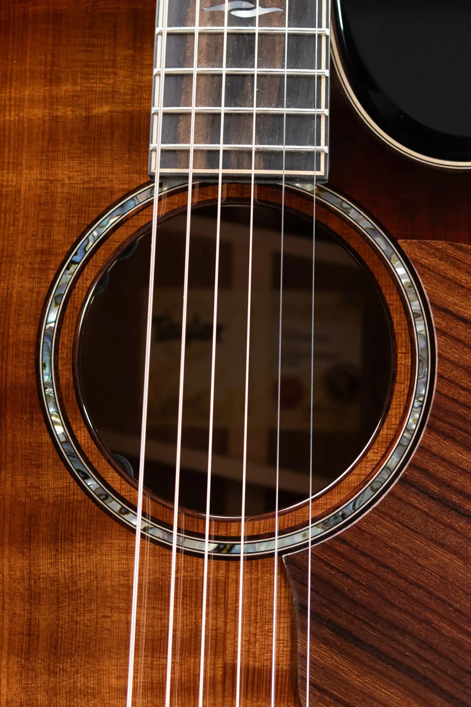 Taylor Next Generation Builder's Edition 814ce Grand Auditorium Acoustic/Electric Guitar - Redwood/Honduran Rosewood with Hardshell Case