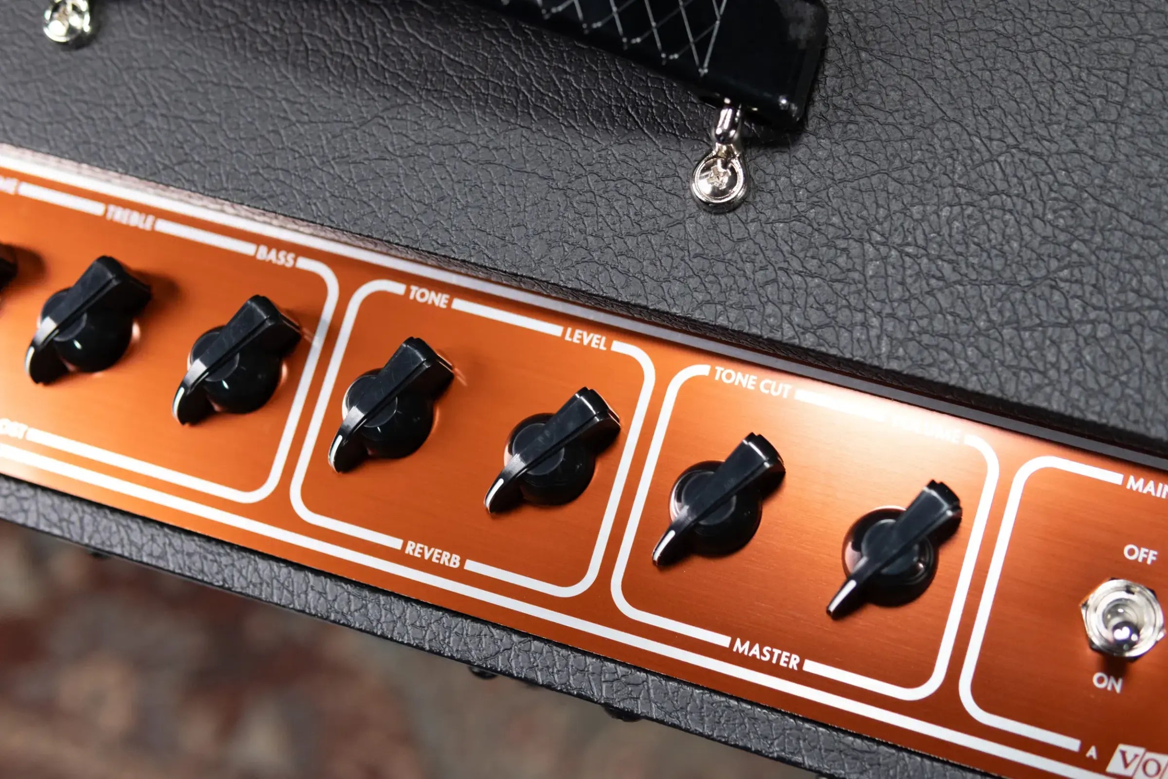 Vox AC15HWR1 Hand-Wired Greenback Guitar Amplifier