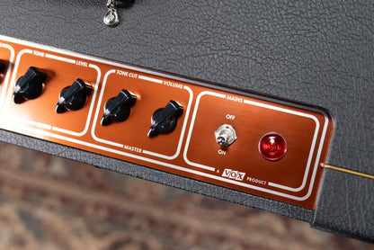 Vox AC15HWR1 Hand-Wired Greenback Guitar Amplifier