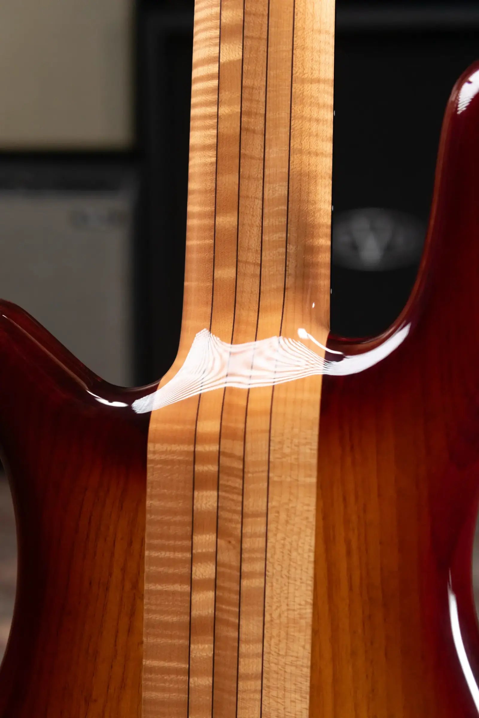 Warwick 2025 Limited Edition Masterbuilt Streamer Stage II NT 5-String Bass - Bleached Honey Sunset Burst in Natural Transparent High Polish with Gig Bag