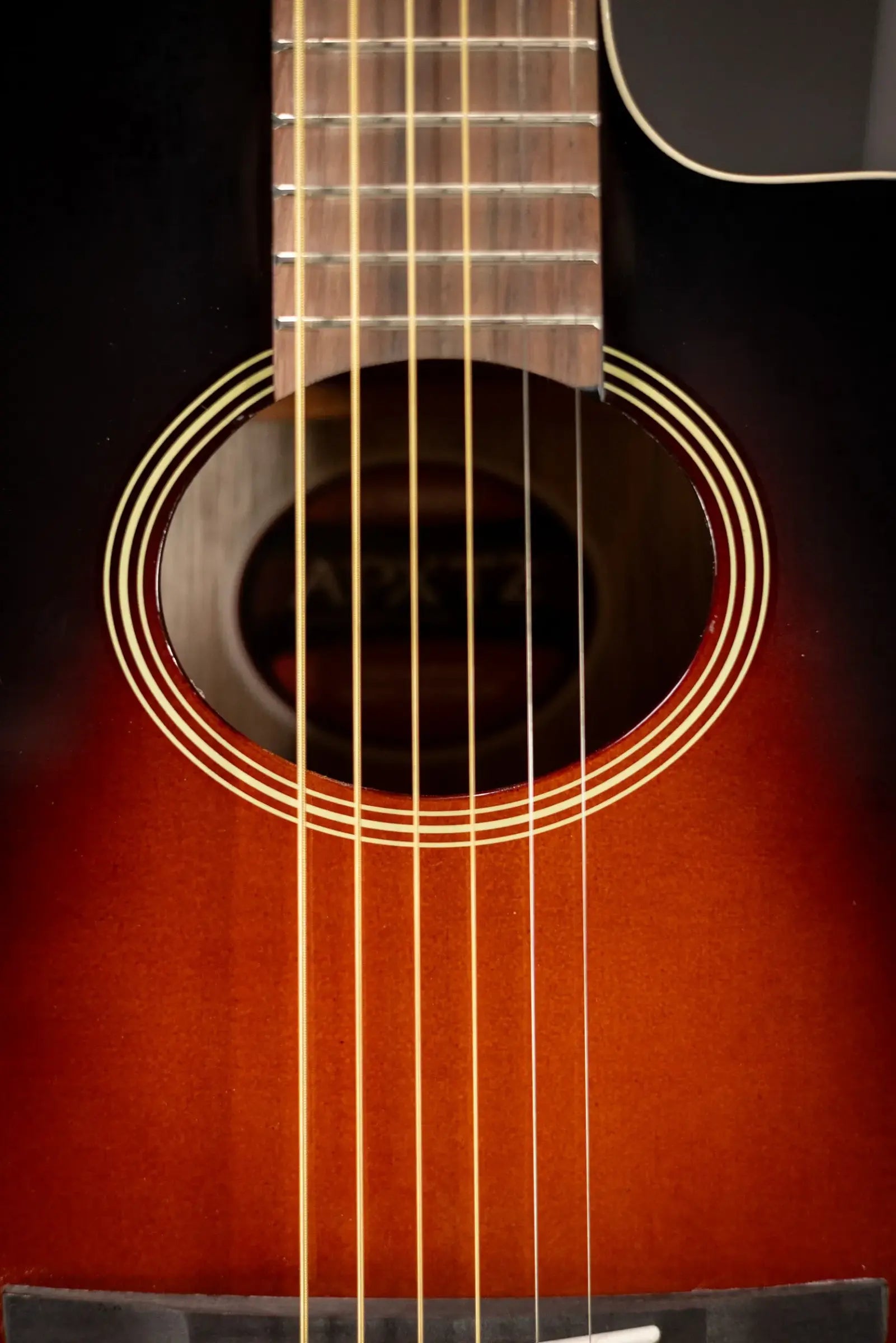 Yamaha APXT2 3/4-Size Thin-Line Cutaway Acoustic/Electric Guitar - Old Violin Sunburst with Gig Bag