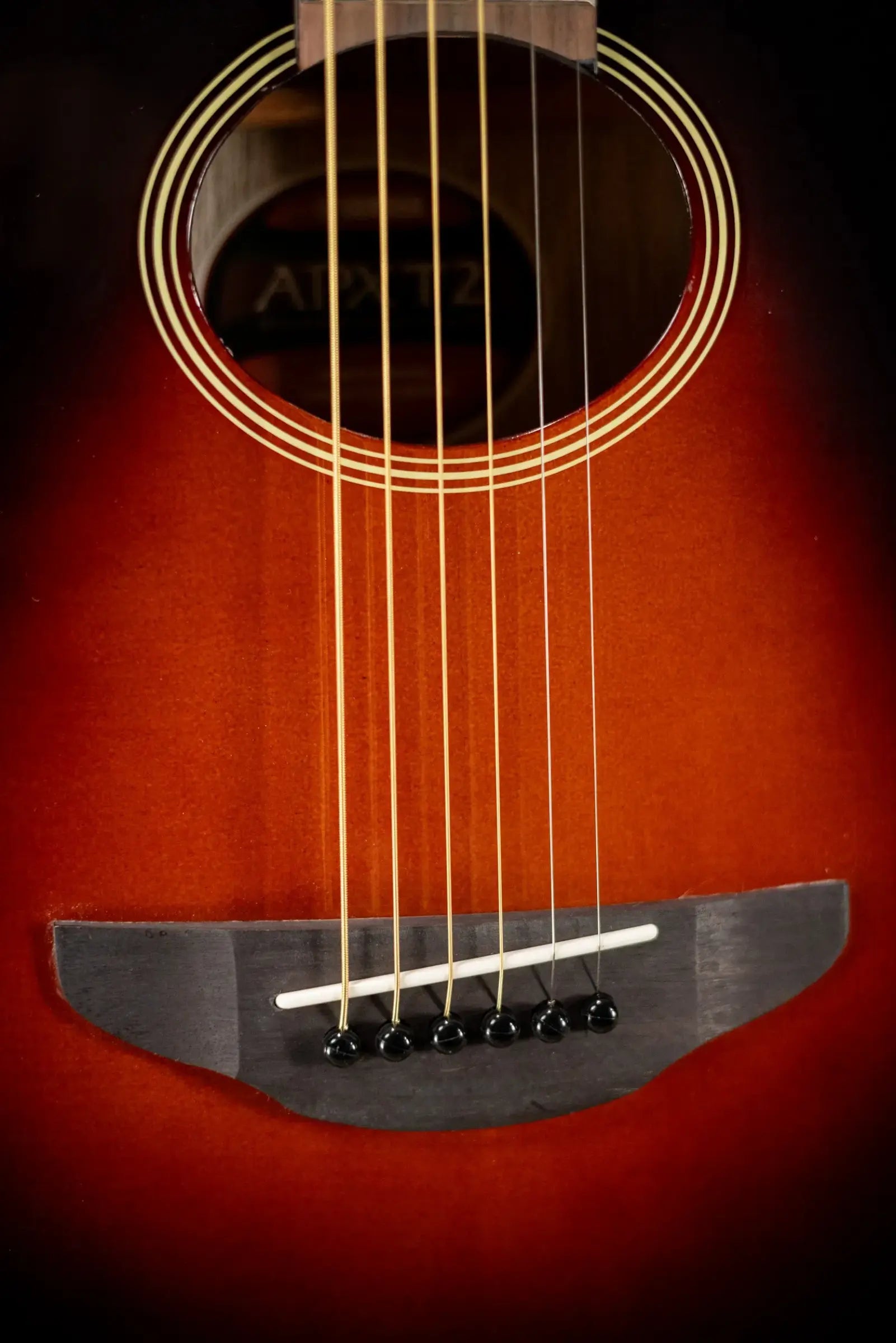Yamaha APXT2 3/4-Size Thin-Line Cutaway Acoustic/Electric Guitar - Old Violin Sunburst with Gig Bag