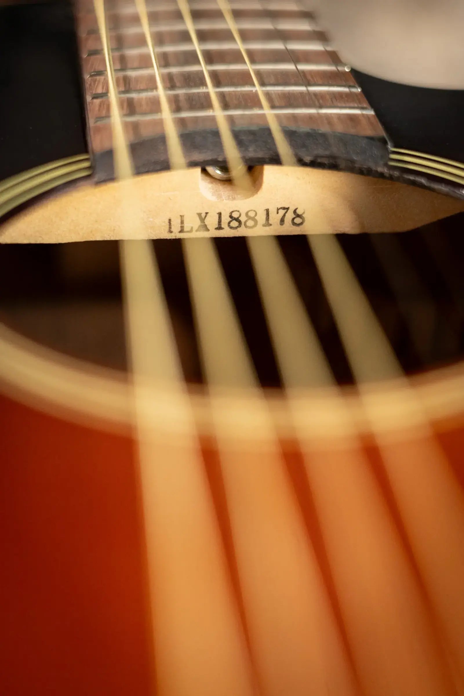 Yamaha APXT2 3/4-Size Thin-Line Cutaway Acoustic/Electric Guitar - Old Violin Sunburst with Gig Bag