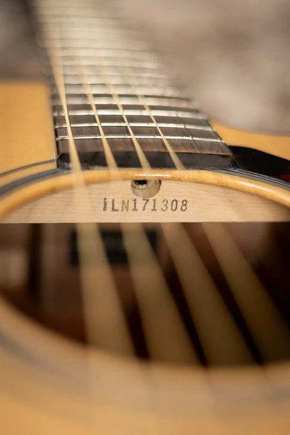 Yamaha FGX800C Dreadnought Acoustic-Electric Guitar