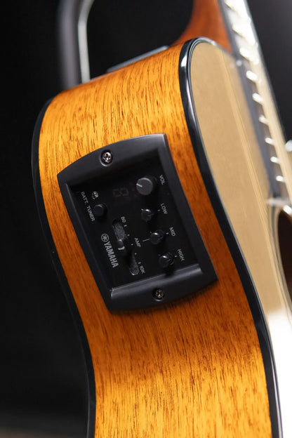 Yamaha FSX800C Small Body Acoustic-Electric Guitar - Natural