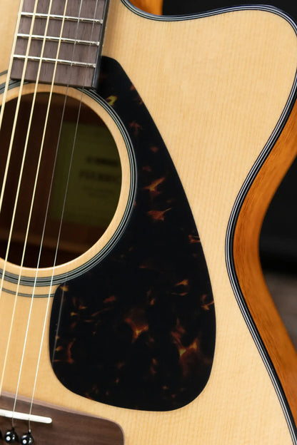 Yamaha FSX800C Small Body Acoustic-Electric Guitar - Natural