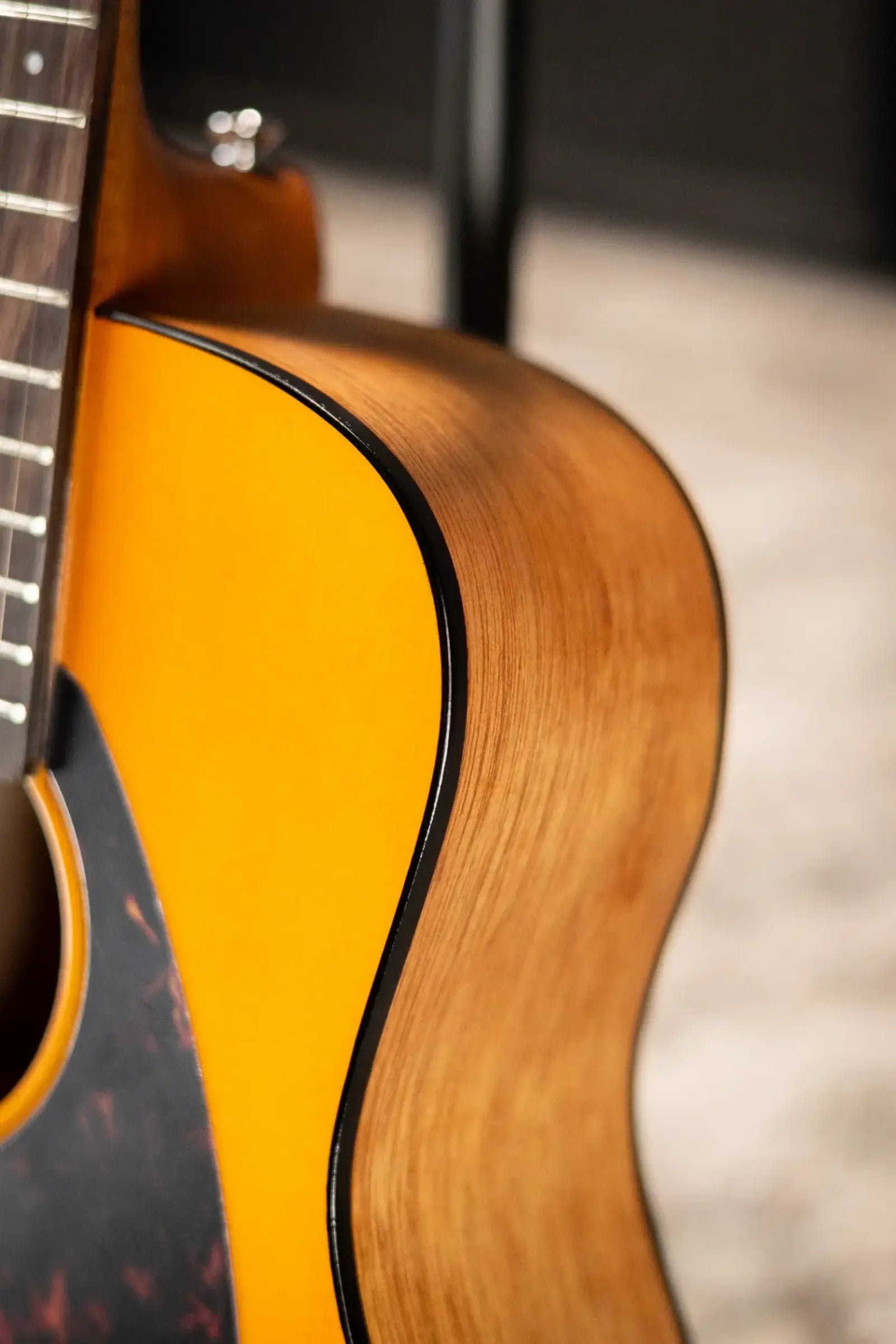 Yamaha JR1 FG Junior Acoustic Guitar with Gig Bag
