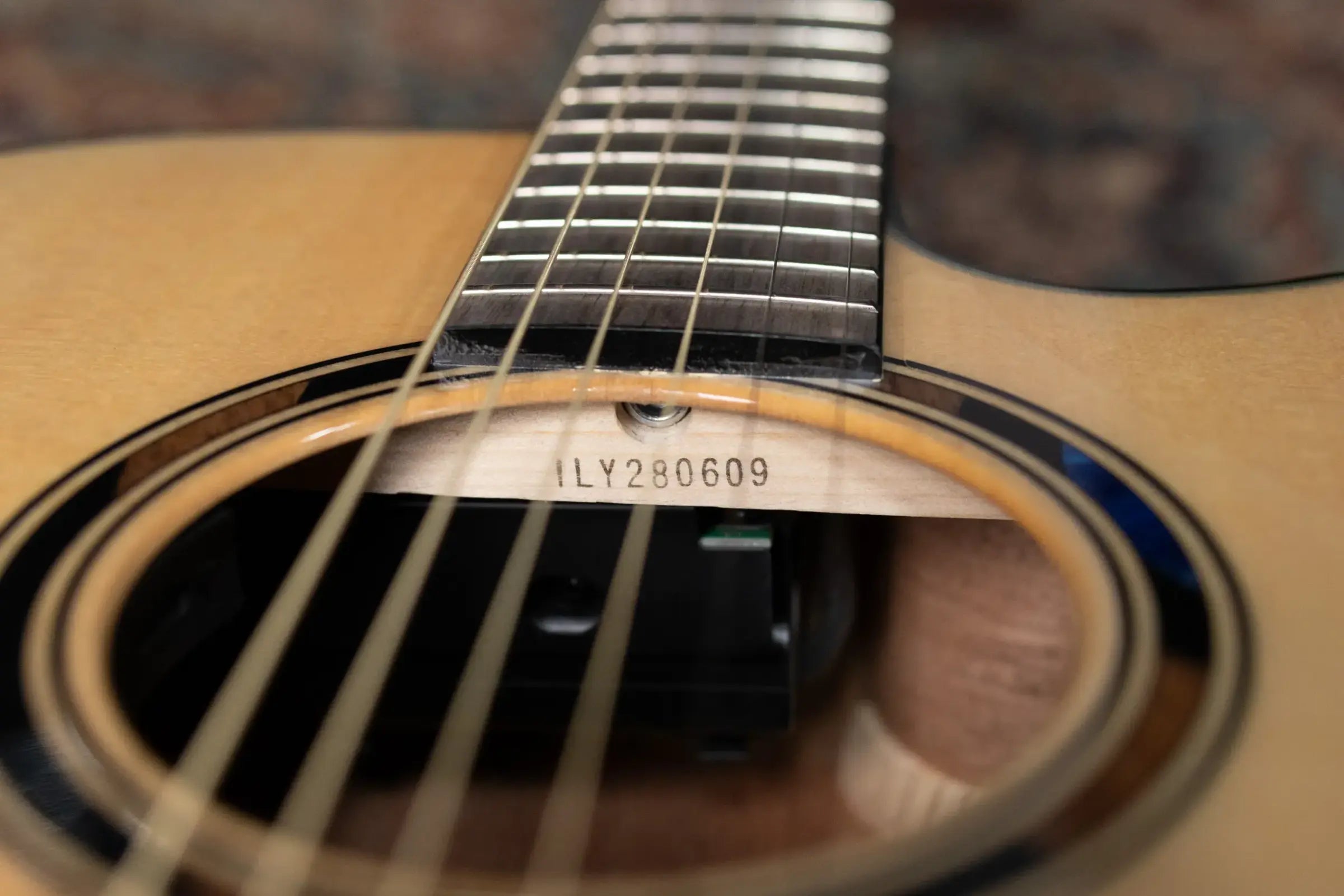Yamaha TAG1 C TransAcoustic Dreadnought Cutaway Acoustic/Electric Guitar - Natural with Gig Bag
