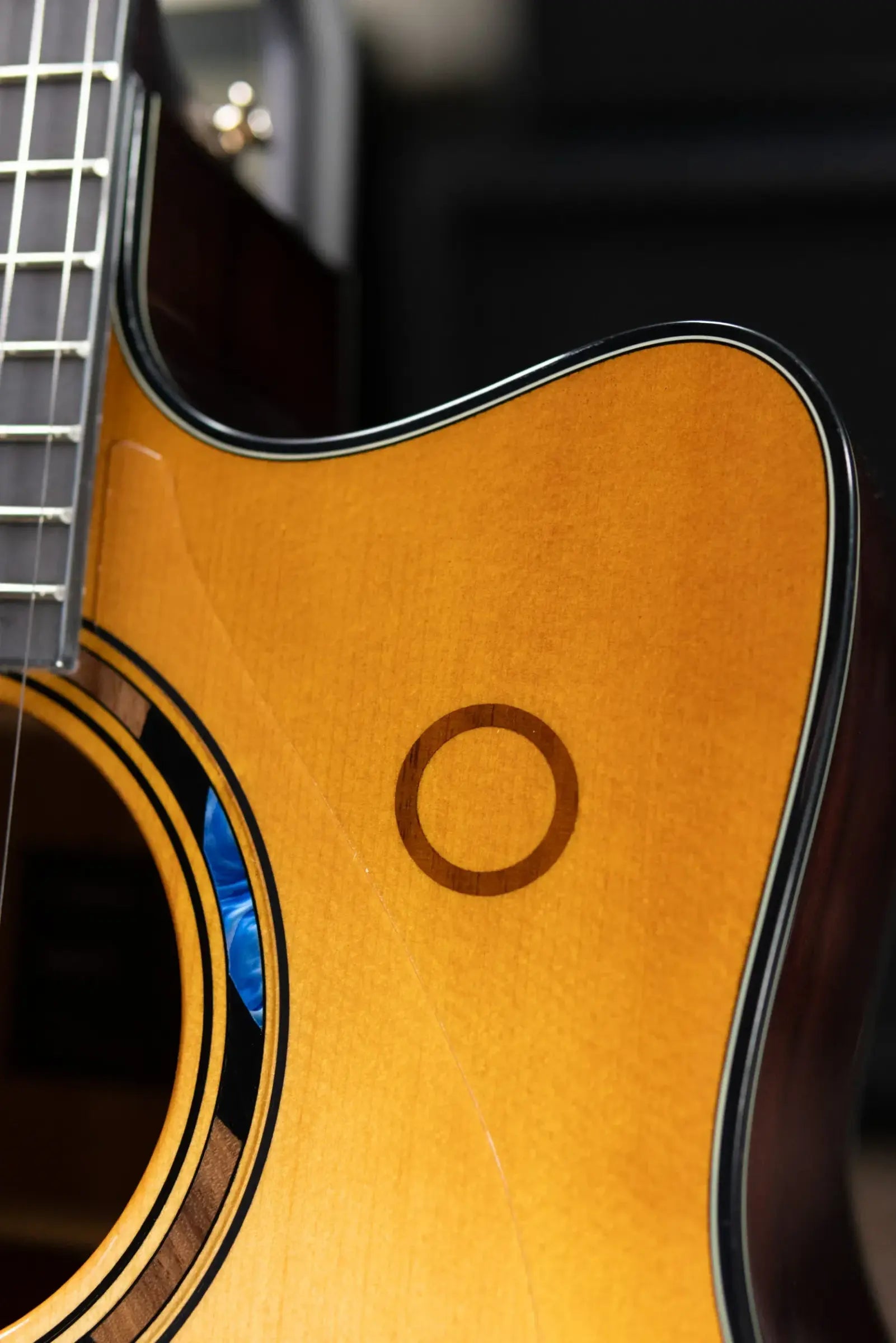 Yamaha TAG3 C Dreadnought Cutaway Acoustic/Electric Guitar - Sand Burst with Gig BAg