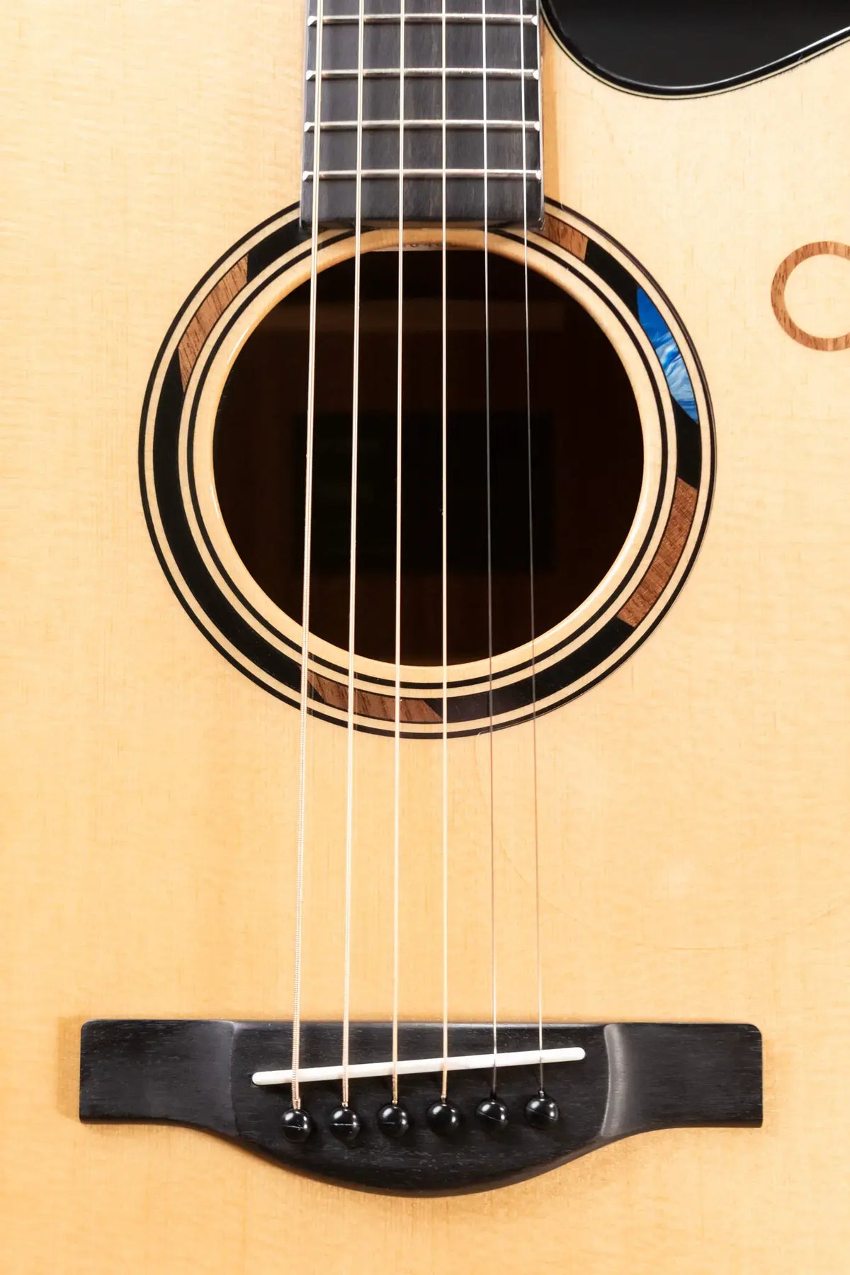 Yamaha TAG3 C TransAcoustic Dreadnought Acoustic/Electric Guitar - Natural with Softshell Case