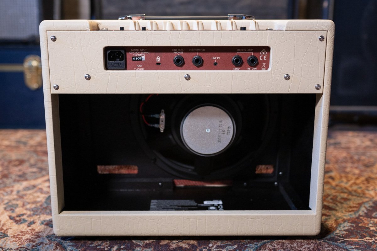 blackstar debut 50w combo amp cream haggertys 08