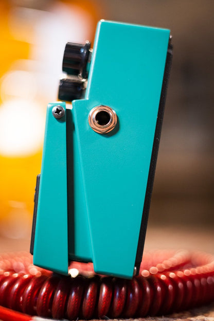 boss tr 2 tremelo pedal haggertys 4
