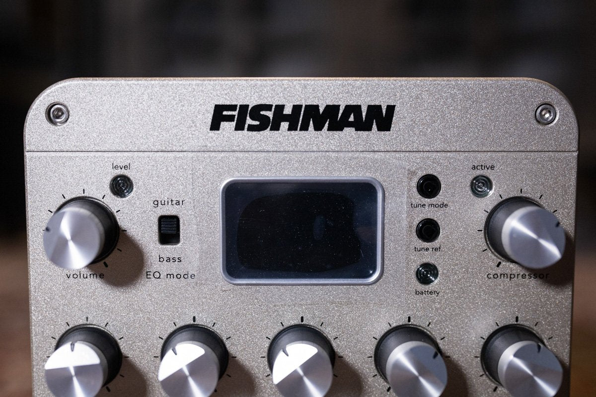 Fishman Platinum Pro EQ Acoustic Guitar Preamp Pedal