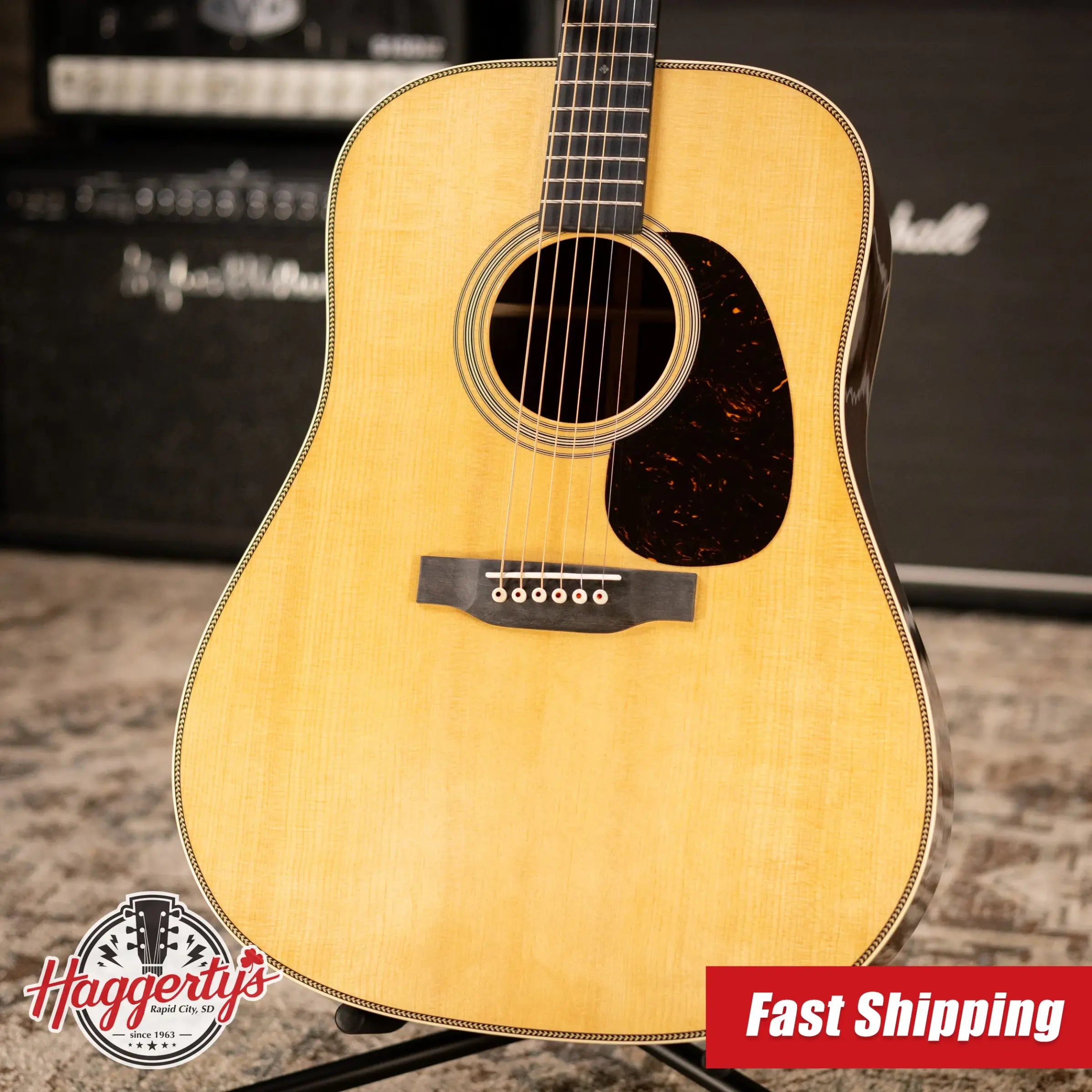 Martin Super HD-28 Dreadnought Acoustic Guitar with Hardshell Case