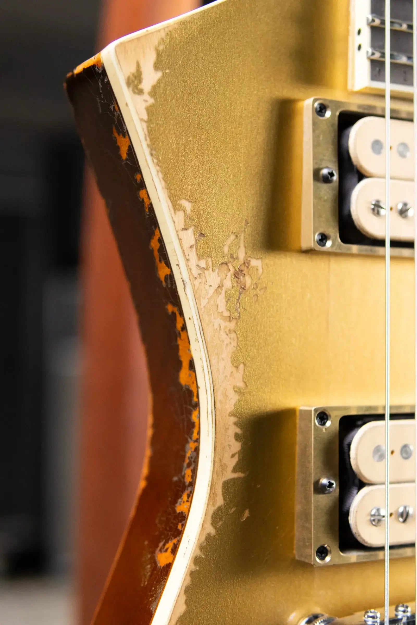 Jackson Custom Shop USA Special Edition Kelly Electric Guitar -  Nitro-Relic Tour Gold Top with Hardshell Case