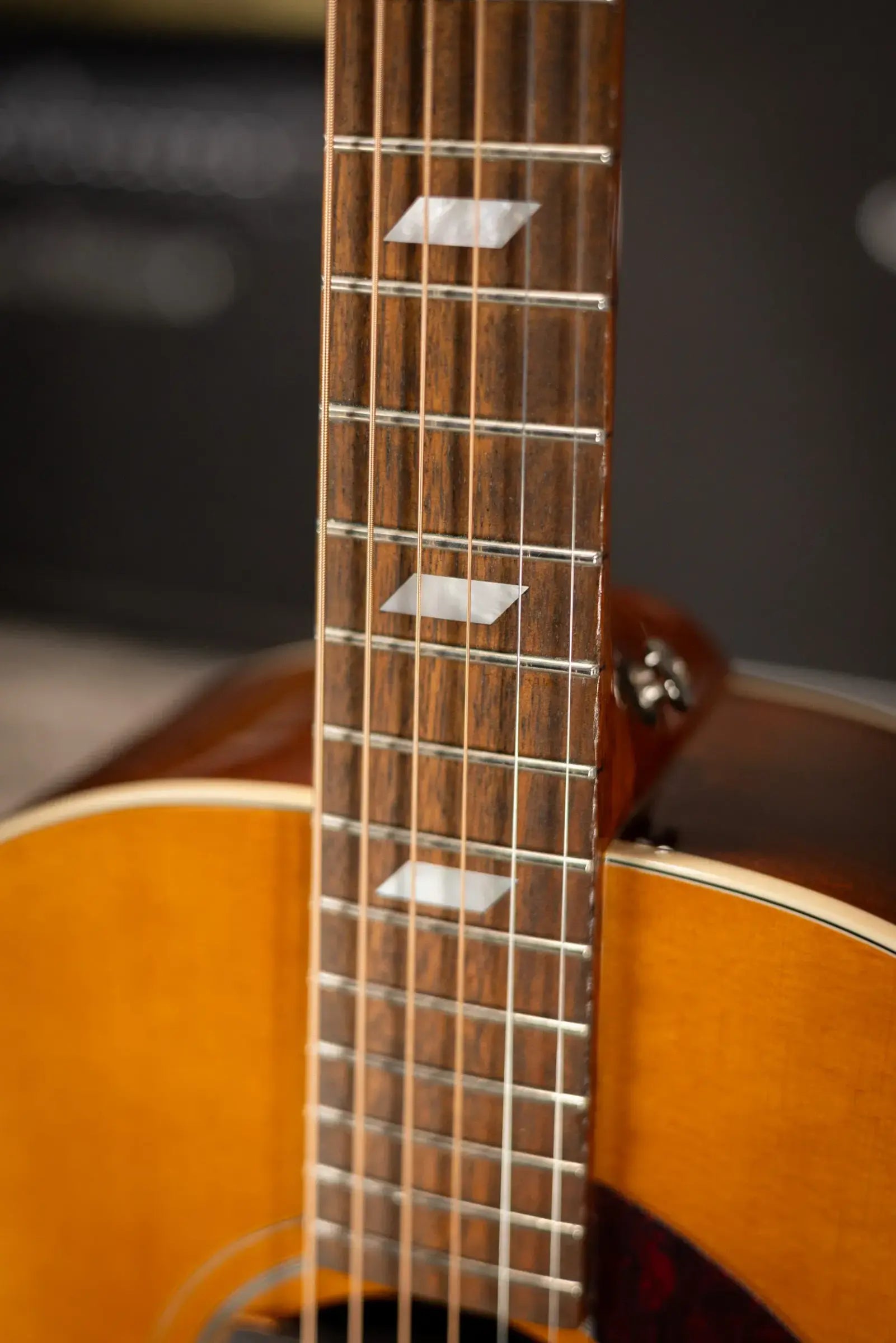 Epiphone Masterbilt Texan FT79 Acoustic Guitar with Fishman Pick-up  - Natural with Hardshell  Case - Used