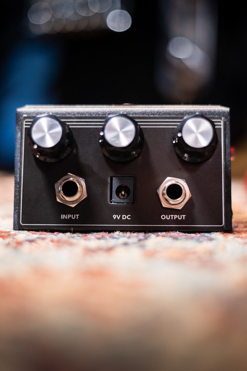 jhs legends of fuzz crimson fuzz pedal haggertys 3