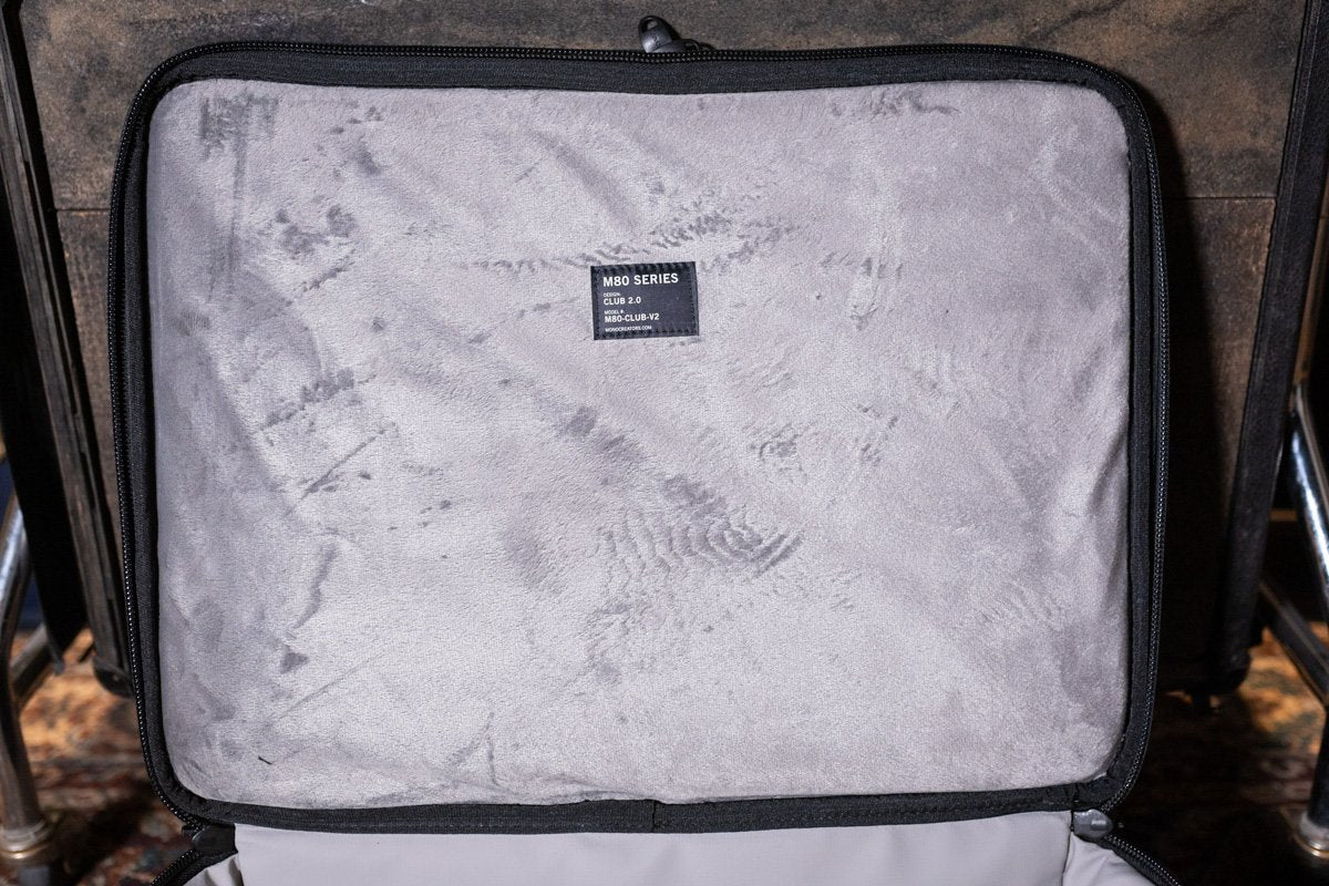 mono club accessory case 2.0 black haggertys 7