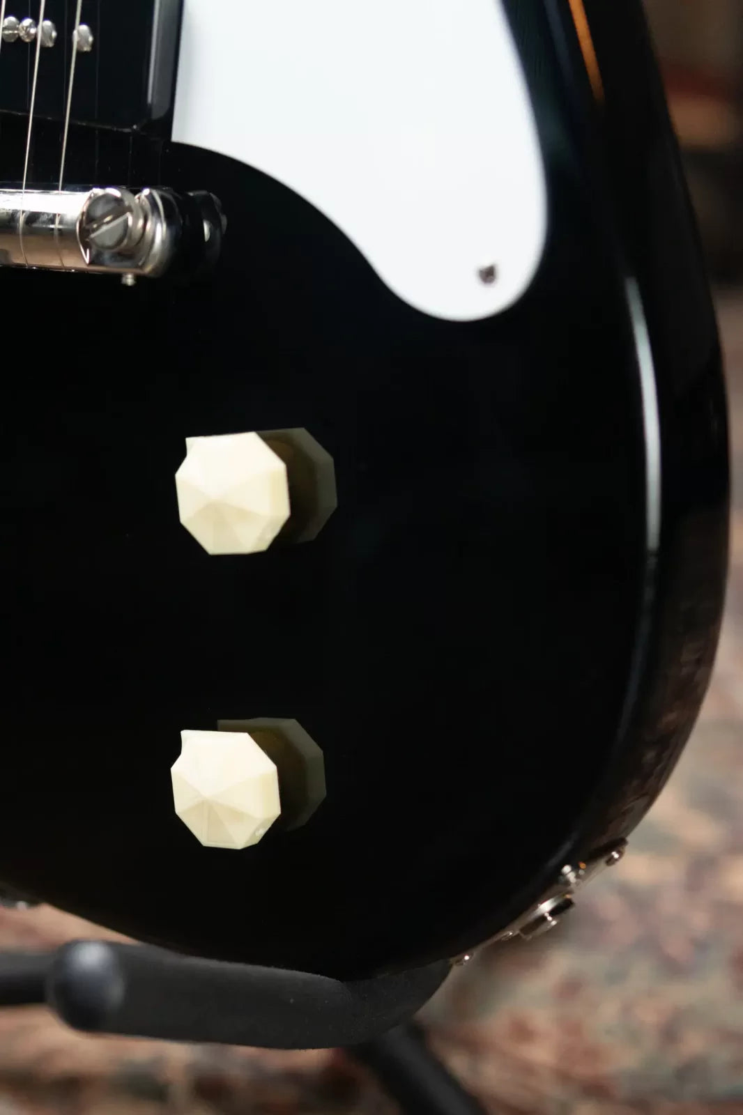 Epiphone USA Coronet - Ebony with a Hardshell Case - Floor Model Demo