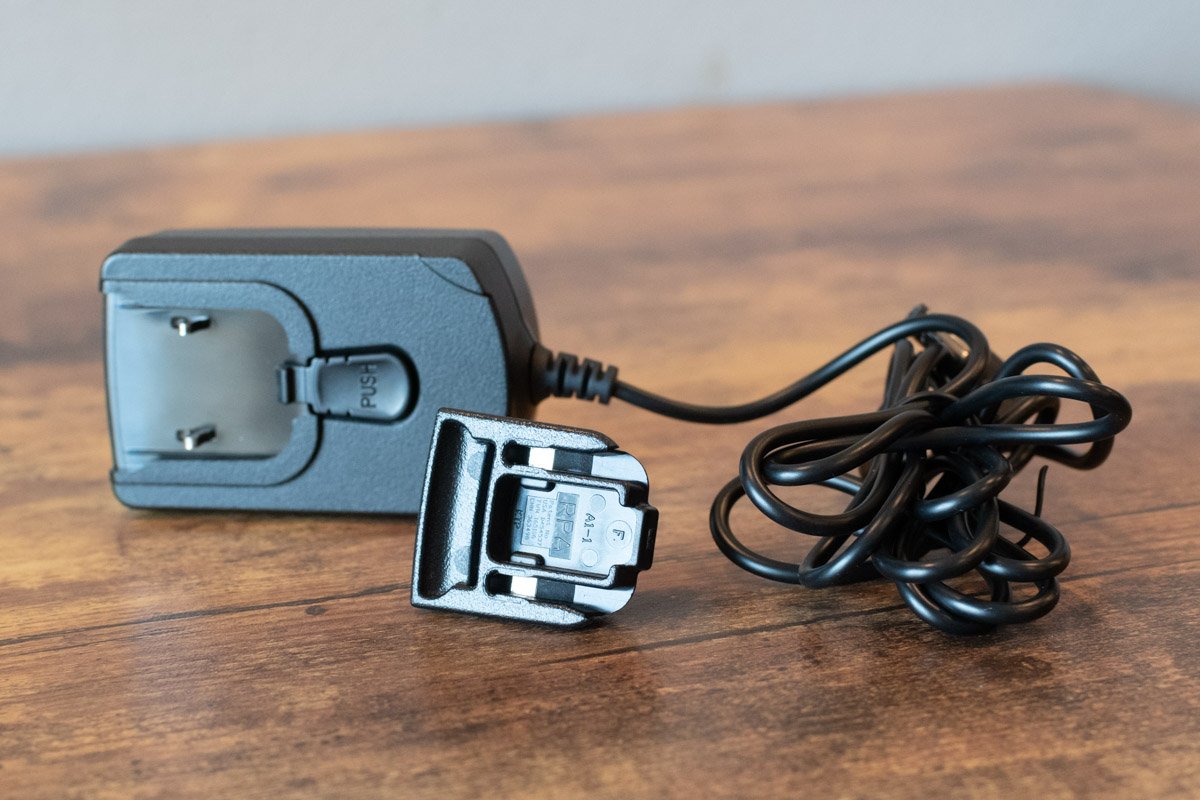 new EV R300 LAPEL WIRELESS MICROPHONE haggertys 18