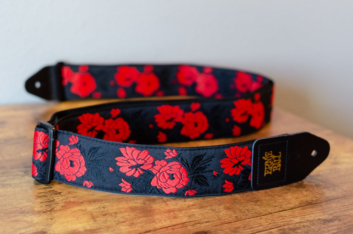 new Ernie Ball P05335 Tango Rose Jacquard Strap haggertys 3