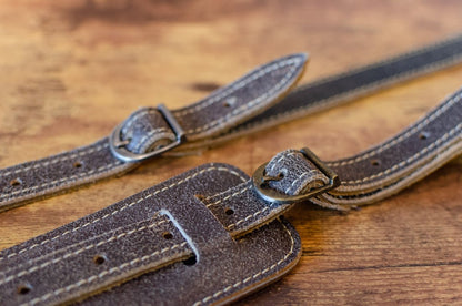 Fender Vintage-Style Distressed Leather Strap