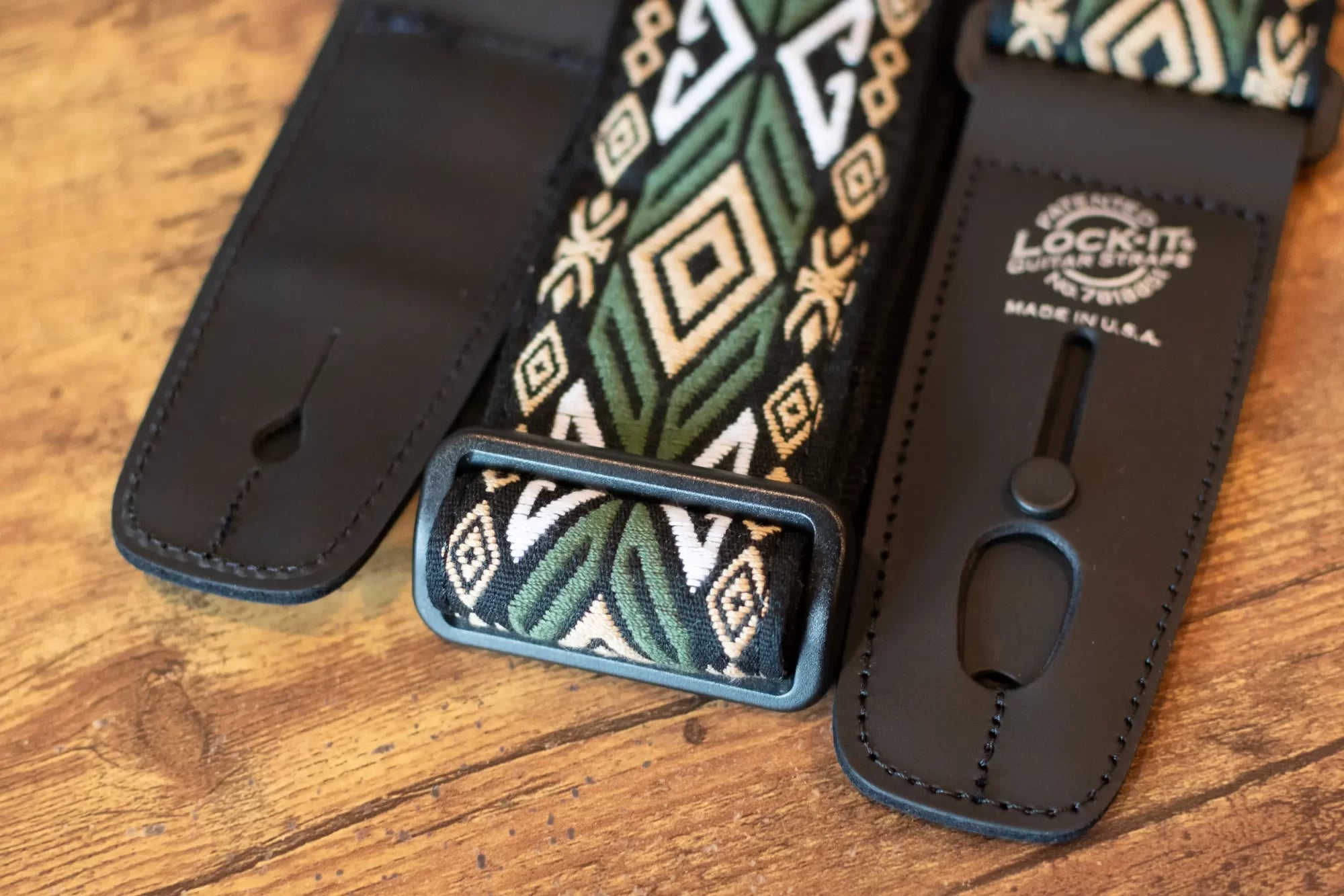 new Lock It 2 Guitar Strap Retro Vintage Series Emerald Isle haggertys 4