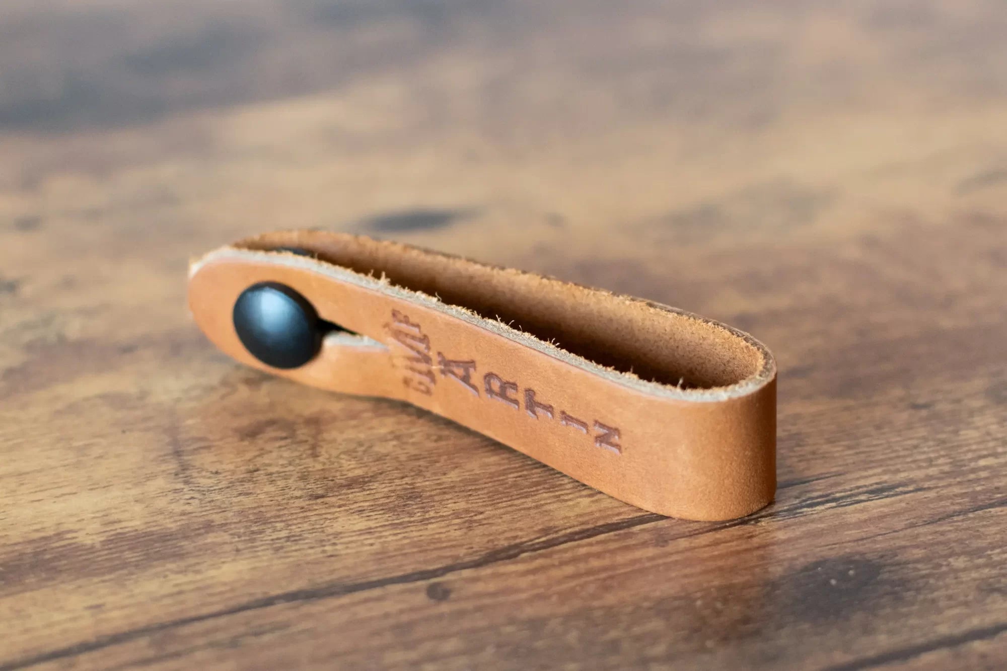 Martin Headstock Strap Tie - Brown