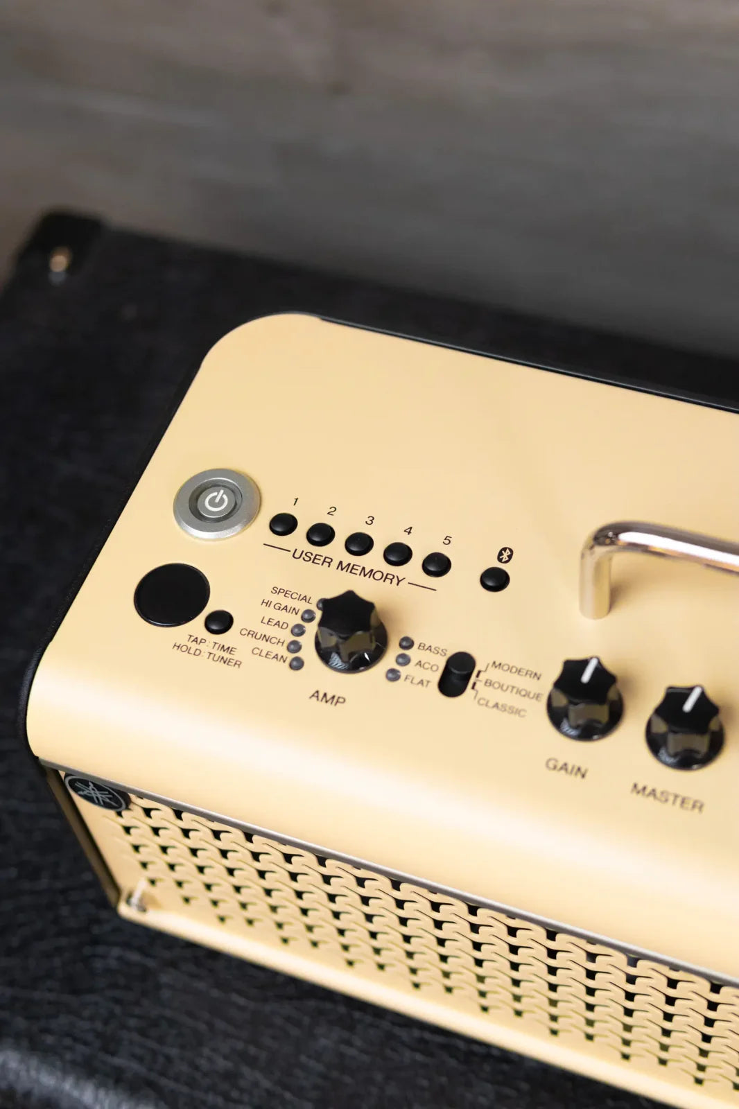 new Yamaha THR30II WL 30 Watt Desktop Amplifier haggertys 2